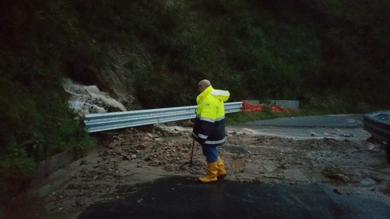 Maltempo, chiusa per frana la provinciale per Tropea