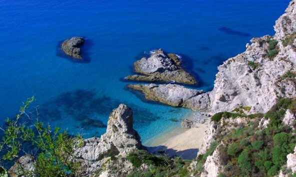 Mercurio nel depuratore di Capo Vaticano, scatta il divieto di balneazione