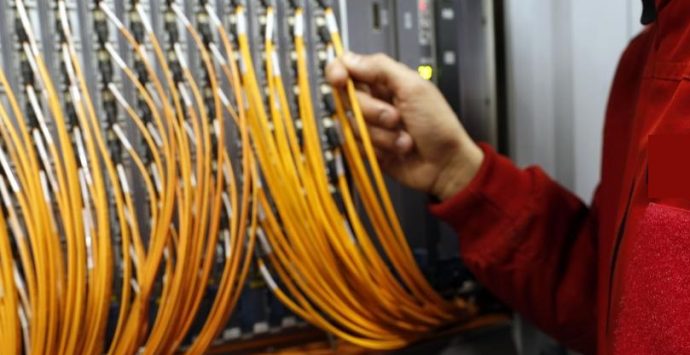 Internet, a Serra San Bruno arriva la fibra ottica