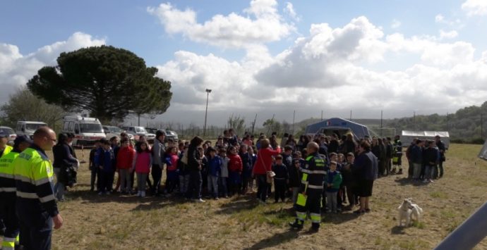 GALLERY | Protezione civile, prove di evacuazione nel paese della frana