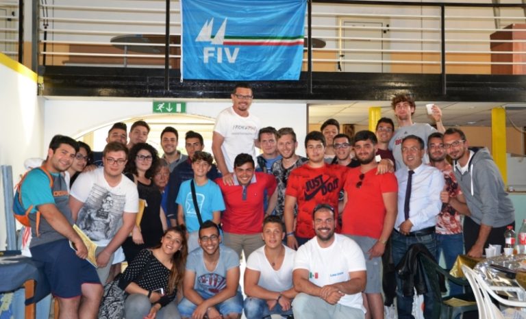 Gli studenti del Nautico a scuola di vela d’altura