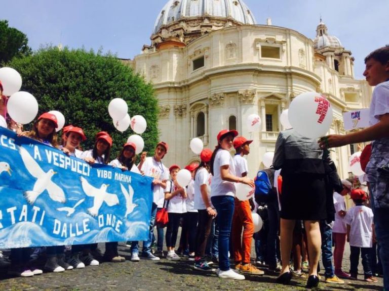 “Portati dalle onde”, il reportage de l’Inviato Speciale Più – VIDEO