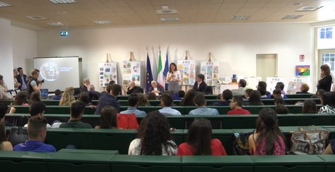 Al liceo “Einaudi” di Serra il Premio “Conoscere Cassiodoro”