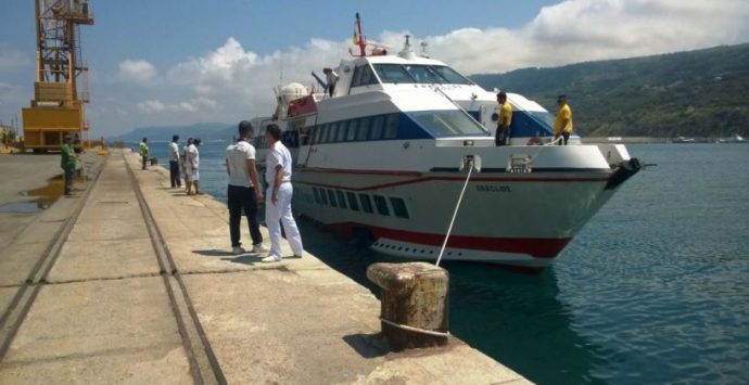 Collegamenti con le Eolie, inaugurata la tratta in aliscafo