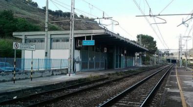 Guasto ai freni su un treno che trasporta acido cloridrico: traffico interrotto