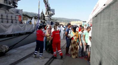 Nuovo carico di disperati al porto di Vibo Marina