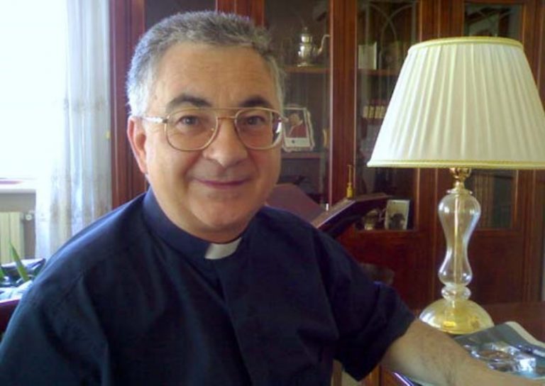 Mileto, toccante lettera di commiato di monsignor Renzo alla “sua” diocesi