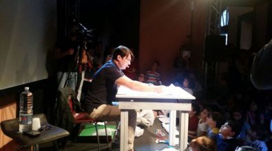 VIDEO | Art Attack al Tropea Festival, bambini in festa per Giovanni Muciaccia