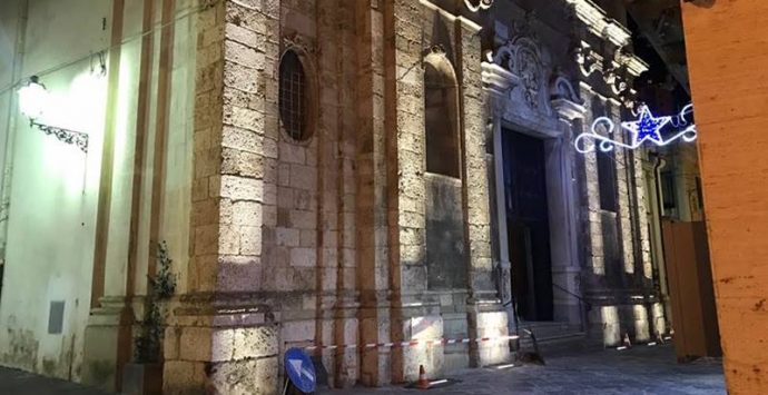 Pizzo, nuova illuminazione a led per il Duomo