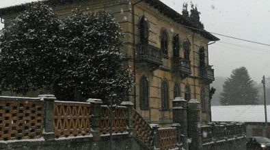 Serre ancora nella morsa del gelo, domani scuole chiuse in molti centri