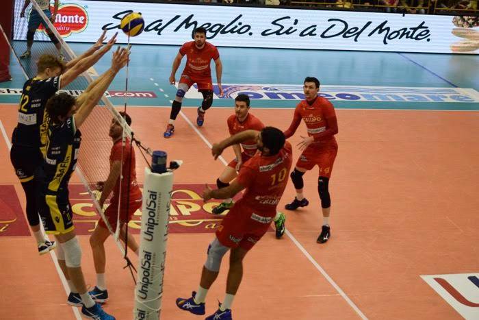 Superlega, nuovo stop per Vibo: al PalaValentia passa Modena in tre set (VIDEO)