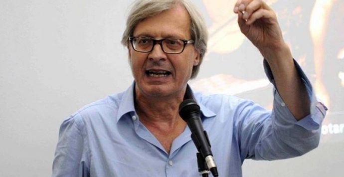 “Valentia in festa”, Sgarbi a Vibo per il suo libro “Canova e la bella Amata”