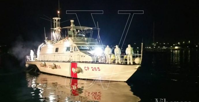 Migranti, il Consiglio regionale premia l’equipaggio della Cp 265 di Vibo Marina