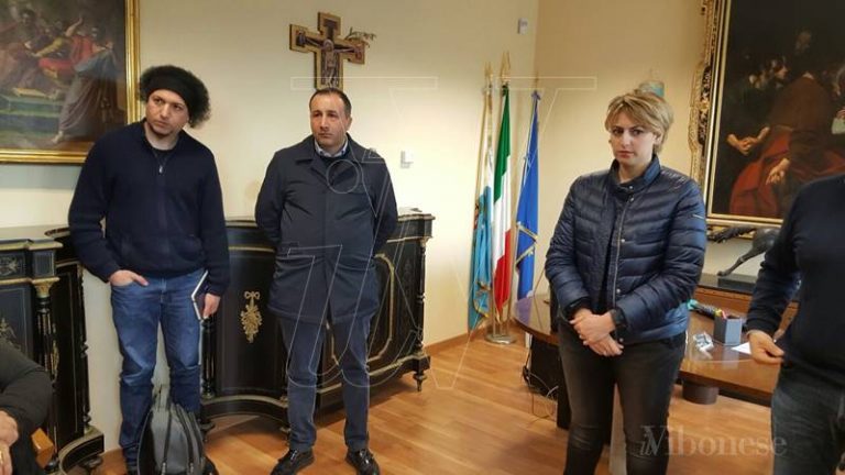 Provincia, la Nesci incontra Niglia e telefona a Minniti per sbloccare gli stipendi ai dipendenti