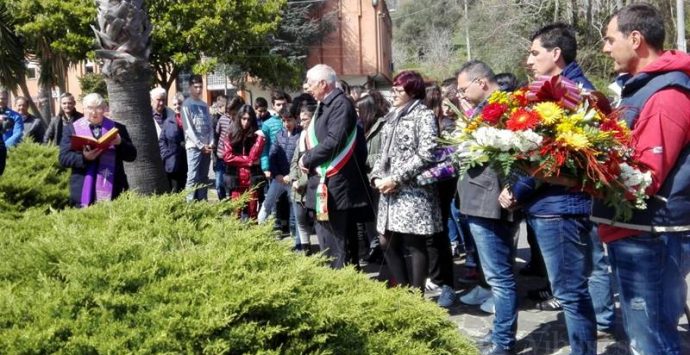 Cinquant’anni dalla “Tragedia della galleria”, Stefanaconi non dimentica le sue cicatrici (VIDEO)