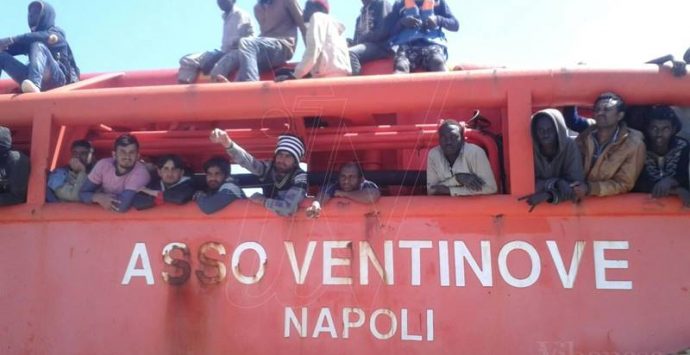 Sbarco record a Vibo Marina, il Coisp: «Sistema al collasso e la Polizia lavora gratis»