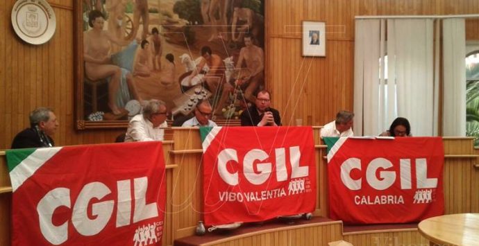 VIDEO | Imprenditori vibonesi sotto scacco, la Cgil dalla parte delle imprese