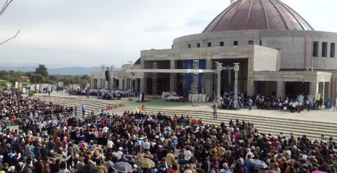 Festa della mamma, a Paravati attesi migliaia di fedeli (VIDEO)