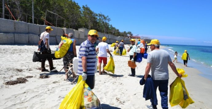 “Spiagge pulite”, si rinnova l’appuntamento a Santa Domenica di Ricadi
