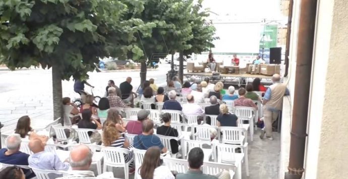 I “paesi” di Franco Arminio al Serre in Festival (VIDEO)