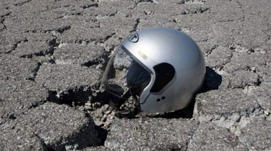 Incidente a Pizzo, motociclista rimane ferito dopo essere finito in una buca