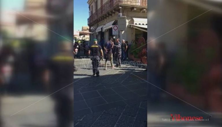 Controlli della GdF agli ambulanti a Vibo, venditore inveisce contro le Fiamme gialle (VIDEO)