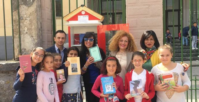 Successo a Vibo per il “Libro che prendi, libro che doni”