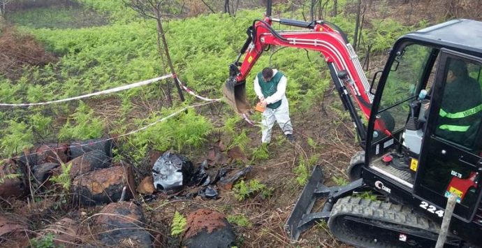 Fusti sospetti a Sorianello, Arpacal avvia la caratterizzazione del sito