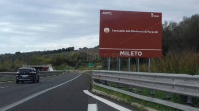 La gaffe dell’Anas sull’A2: il cartellone promuove un “falso” e dimentica la storia di Mileto