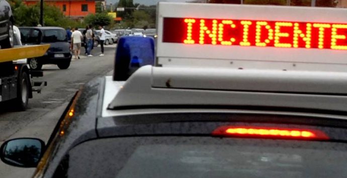 Giornata nera sulle strade vibonesi, altro incidente alle porte di Vibo