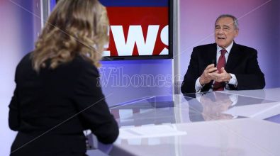 Pietro Grasso negli studi di LaC Tv: «Finalmente ho potuto parlare di temi che mi stanno a cuore» (VIDEO)