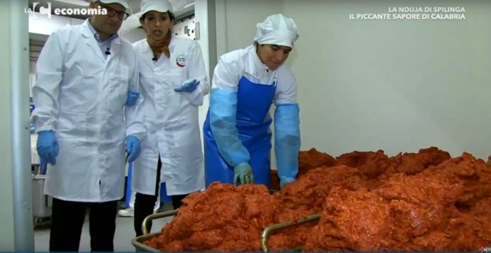 L’oro rosso di Spilinga: LaC Economia alla scoperta dei segreti della ‘nduja