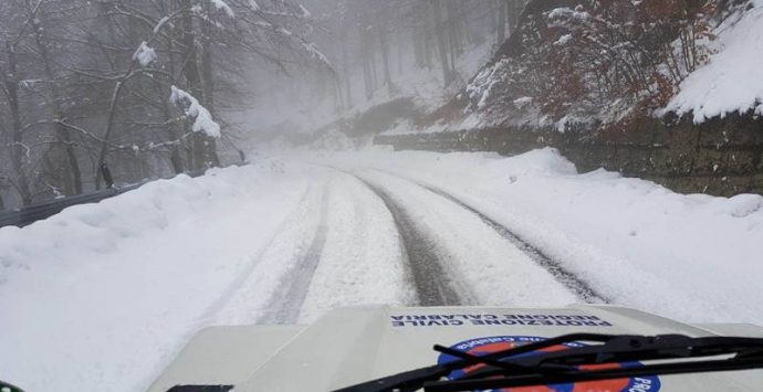 Il maltempo sferza il Vibonese: ancora strade chiuse per frana, prevista neve a bassa quota