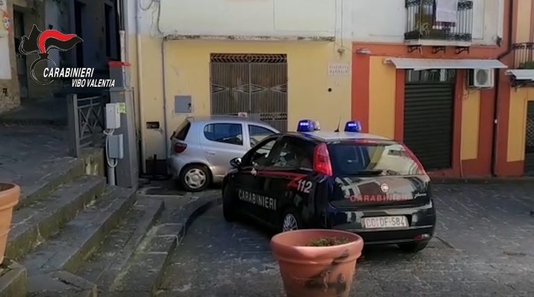 Violenta rissa tra italiani e bulgari nel centro storico di Pizzo, sei denunce (VIDEO)