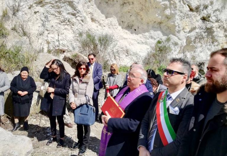 Stefanaconi commemora la “Tragedia della galleria”, momento di riflessione sulle morti bianche