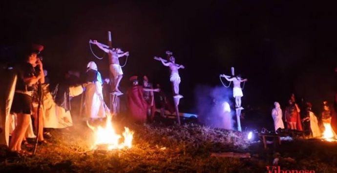 A San Calogero emozione e trasporto per la Passione vivente (VIDEO)