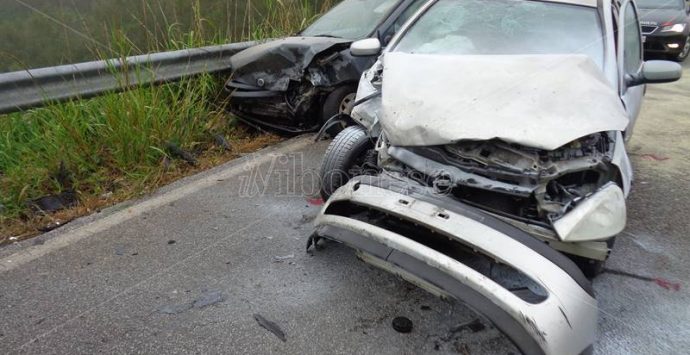 Drammatico incidente stradale nel Vibonese, un morto e un ferito