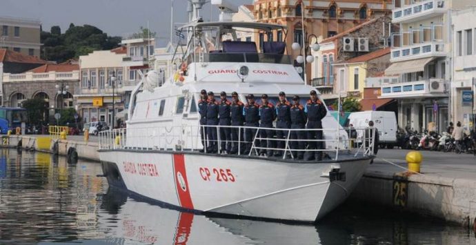 Dopo la missione in Grecia la motovedetta Cp 265 rientra a Vibo Marina