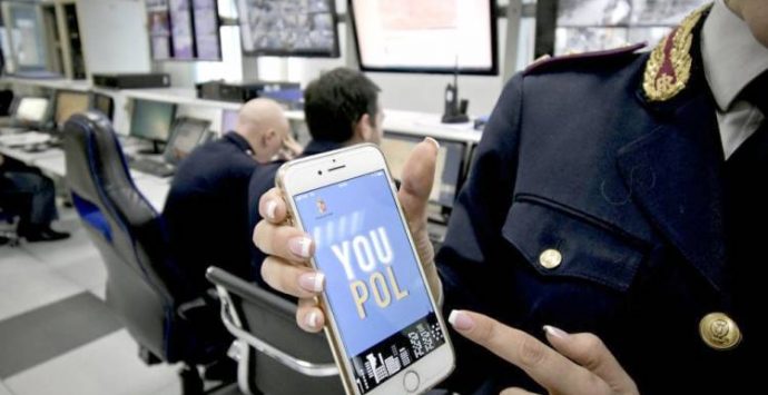 Un’applicazione contro bullismo e spaccio, la Polizia lancia “YouPol”