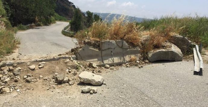 Strada del Mare chiusa: monumento all’incapacità politica e gestionale