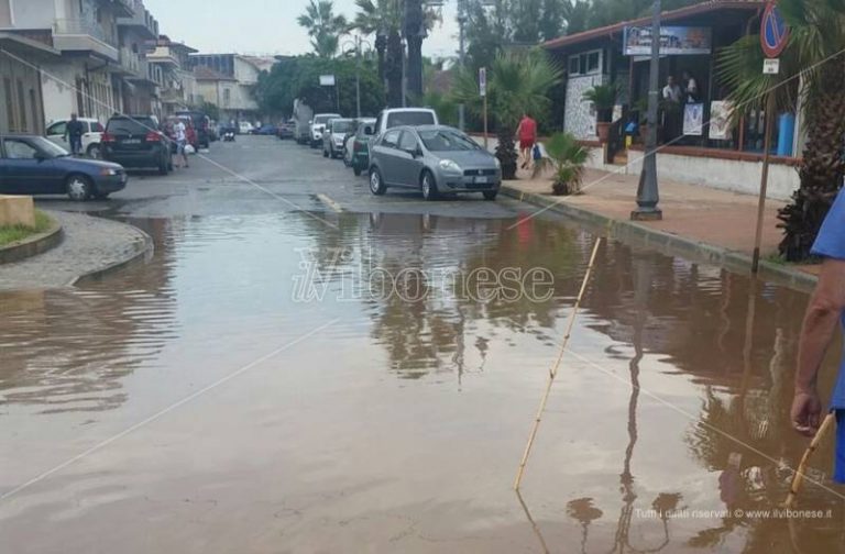 Intense precipitazioni nel Vibonese, allagamenti e disagi in diversi centri