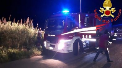 Incidente stradale a Polia, automobilista resta incastrato nell’auto