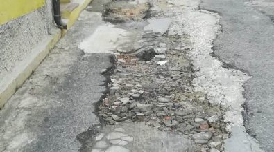 Paravati, nel degrado la strada che porta alla tomba di Natuzza