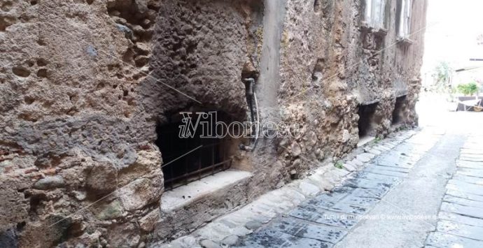 Incendio a Tropea, solidarietà e condanna dall’amministrazione comunale