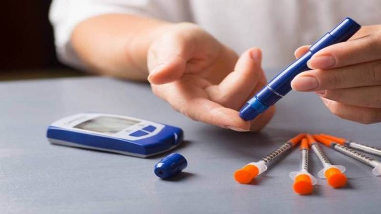 «L’Asp di Vibo non garantisce i dispositivi per i pazienti diabetici», il consigliere regionale Lo Schiavo interroga Occhiuto