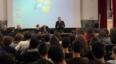 Bullismo e cyber-bullismo, la Polizia incontra gli studenti