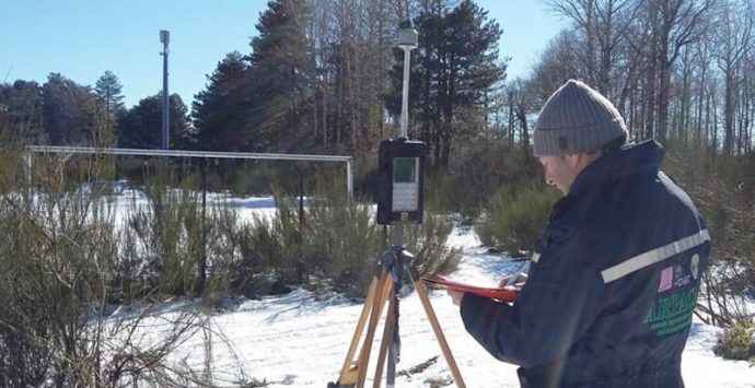 Inquinamento elettromagnetico, l’Arpacal misura i valori a Nardodipace