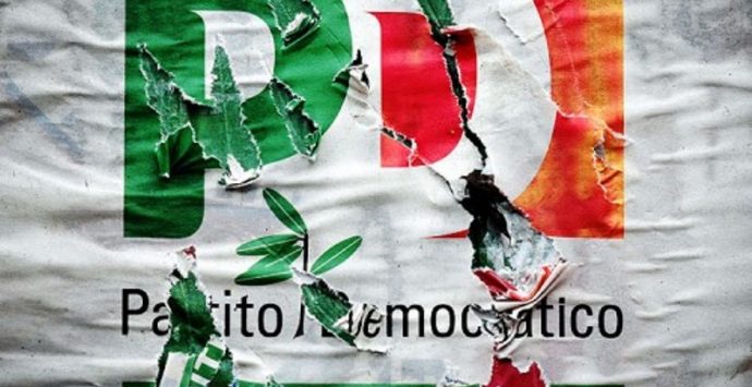 Ex consiglieri espulsi dal Pd a Vibo, ecco tutte le contestazioni ai “traditori”