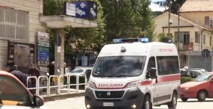 “Aneurisma scambiato per colite” all’ospedale di Vibo, morto un 79enne di Limbadi