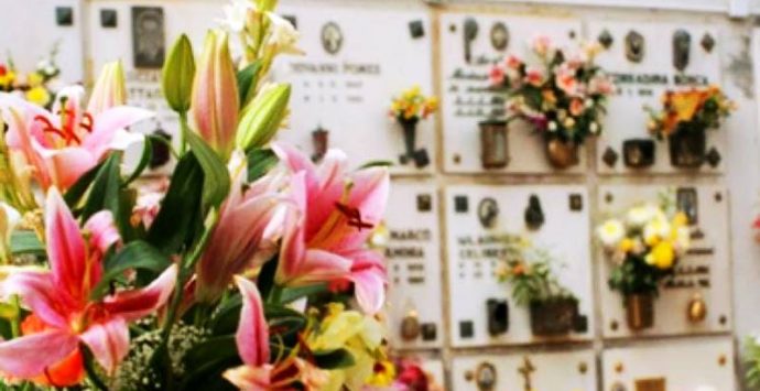 Cimiteri chiusi domenica a Triparni e Vena Inferiore, il Pd scrive al sindaco